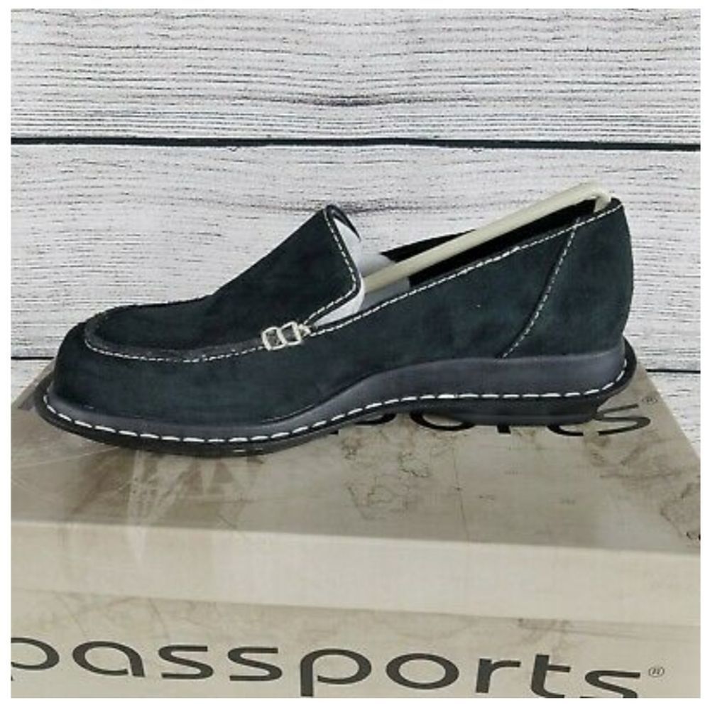 Passports Suede Leather Loafers - Picture 4 of 8